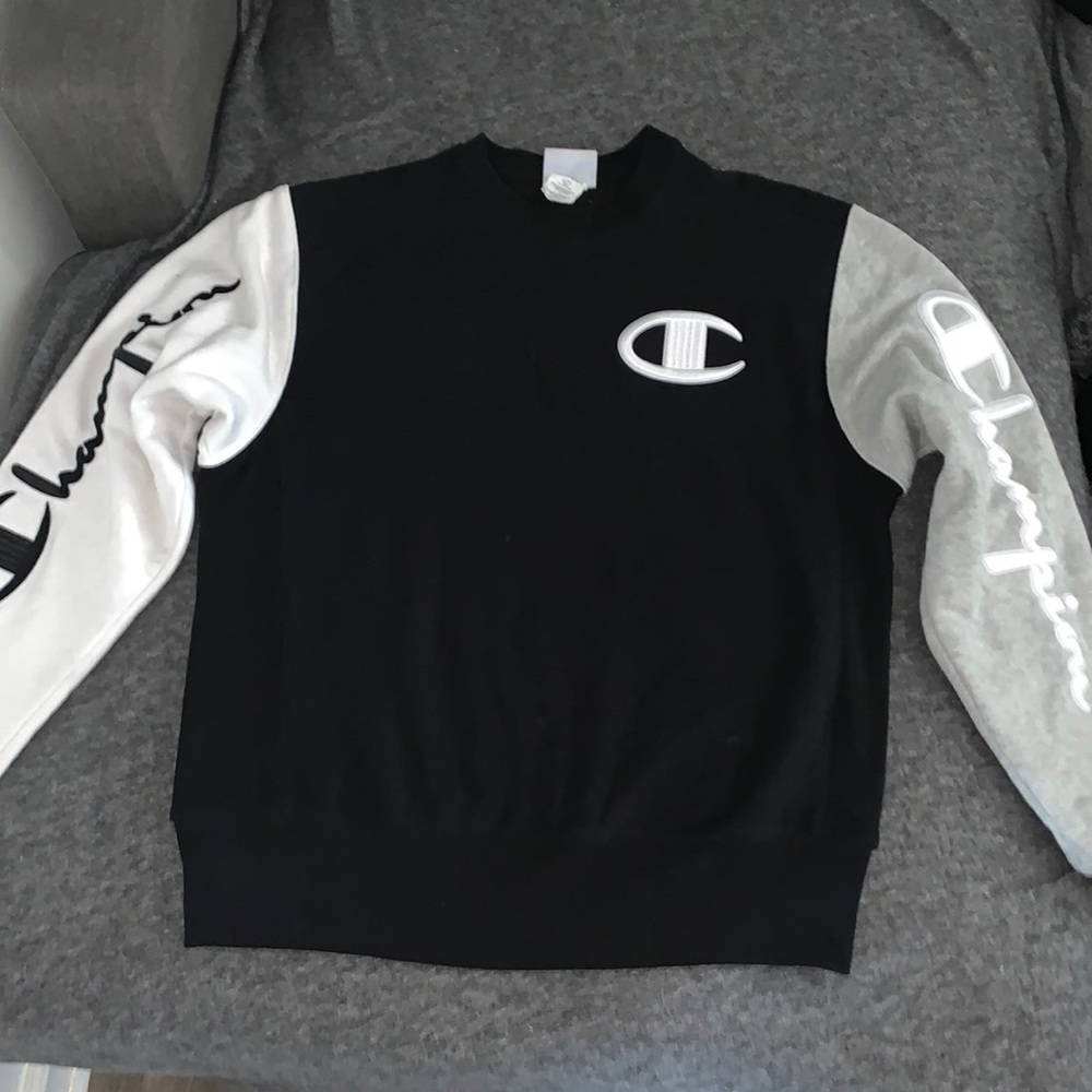 Champion two-tone sleeve crewneck